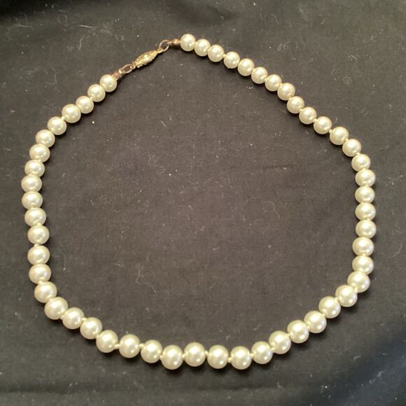 7 MM Faux Pearl Necklace with Goldtone Clasp - Picture 1 of 4